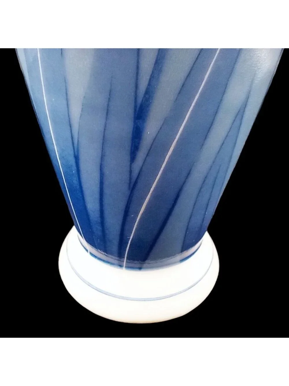 Japanese Porcelain Vase Vintage Kozan Gama Blue Iris Floral Gold Trim 6.75